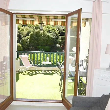 D'une Chambre A A 300 M De La Plage Avec Piscine Partagee Et Wifi 아파트 *
